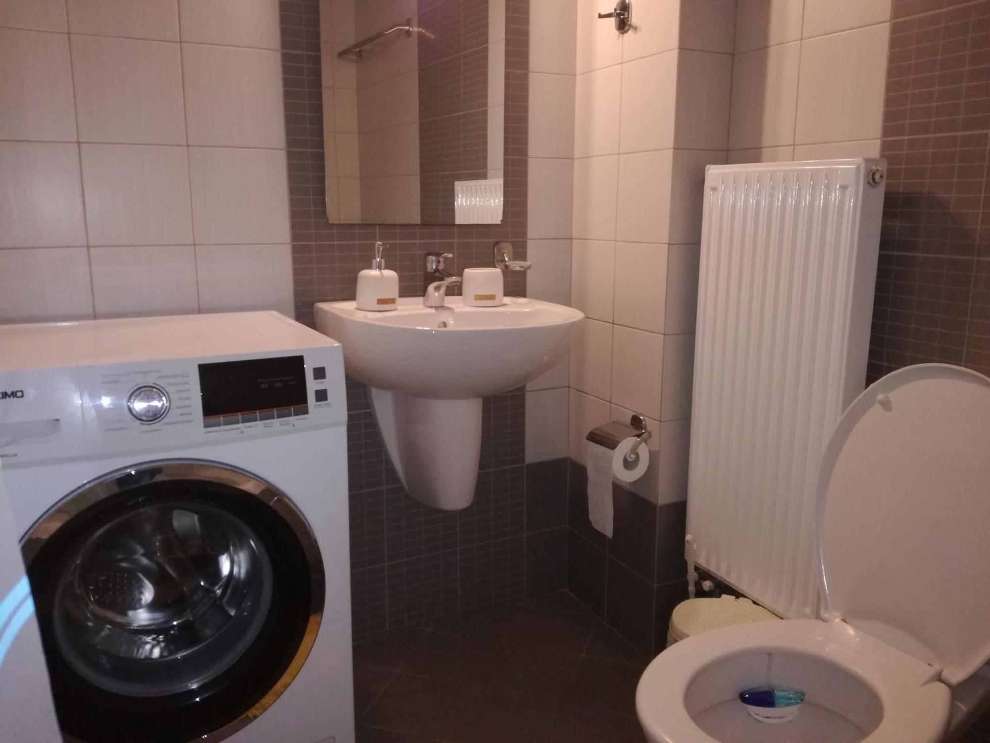 הרקליון Spacious And Modern Downtown Apartment חדר תמונה